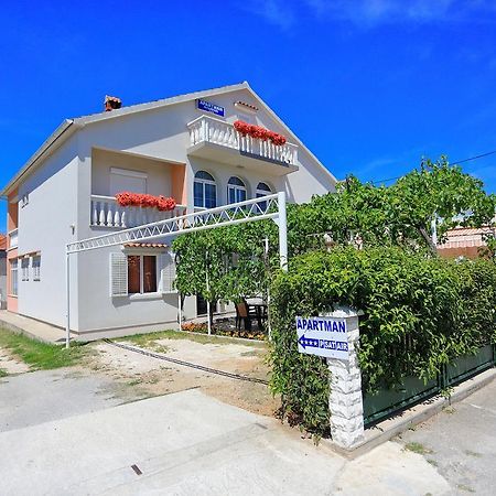 Guest House Barba Bibinje Exterior foto